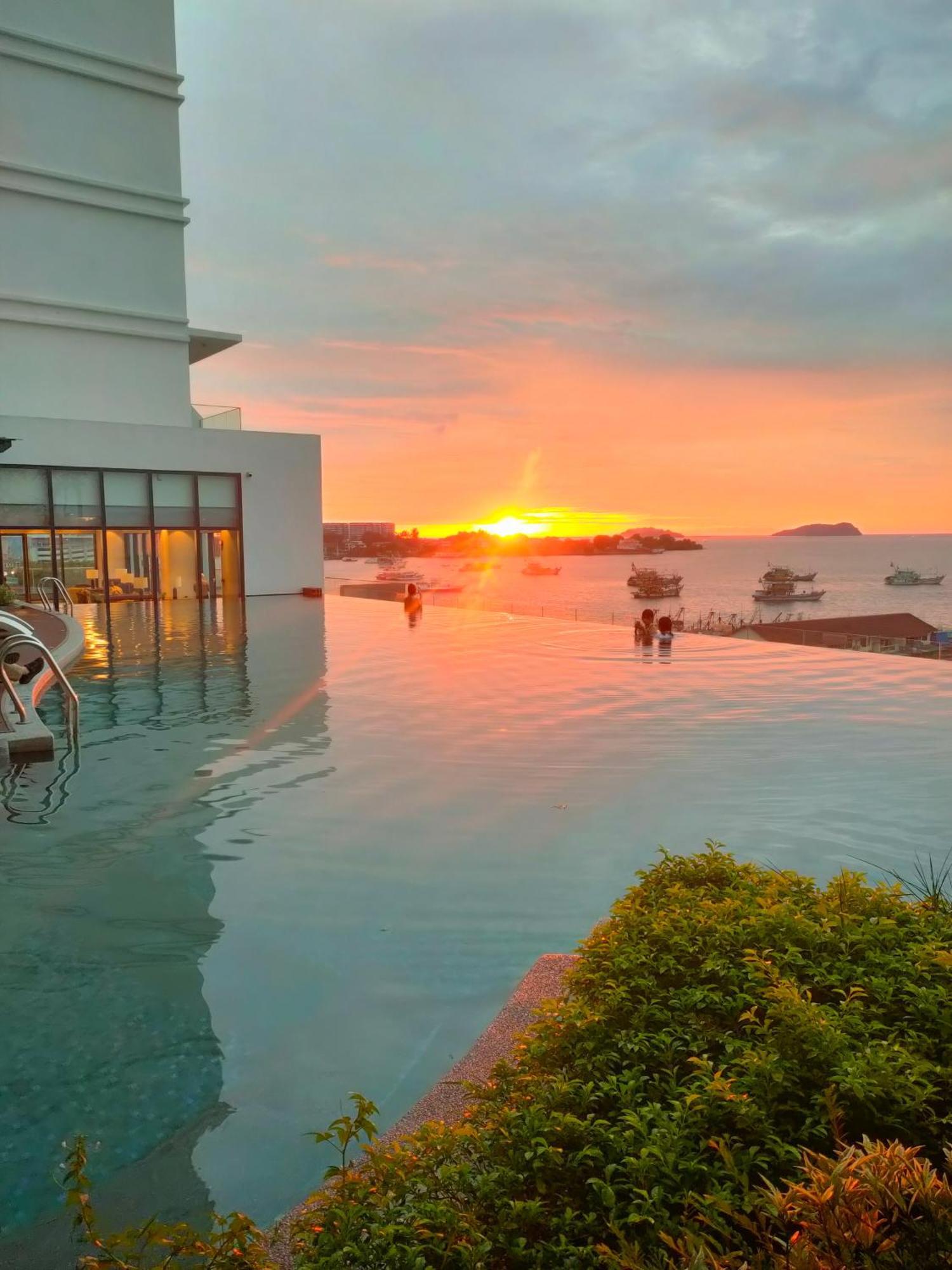 The Ocean View Apartment *
